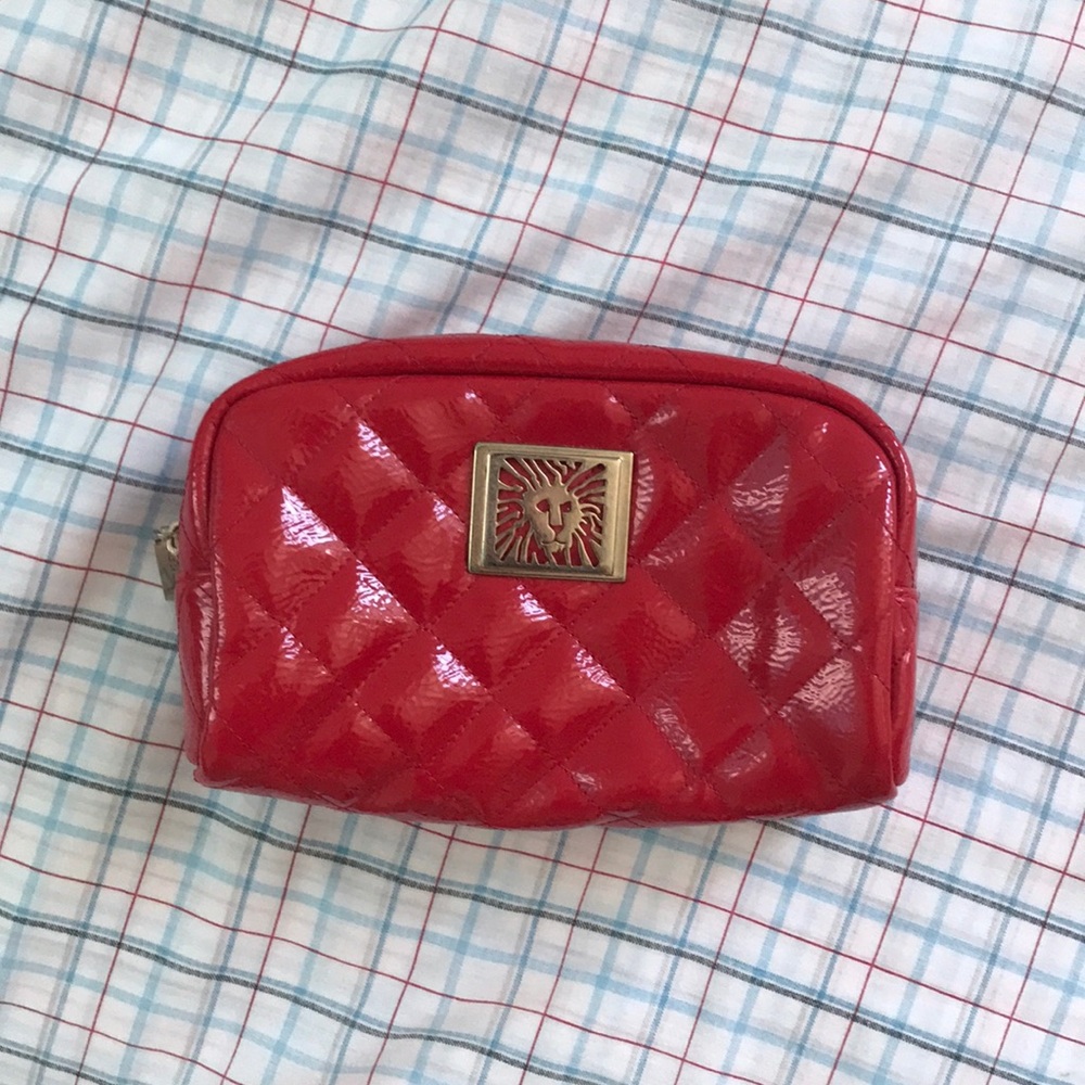 ❌SOLD❌ 
Nine West Makeup Bag